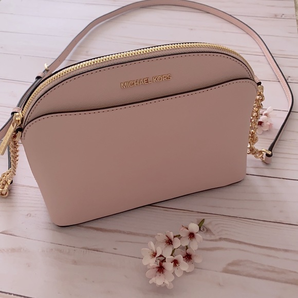 Michael Kors Jet Set Travel MD Dome Crossbody Bag - Picture 2 of 15